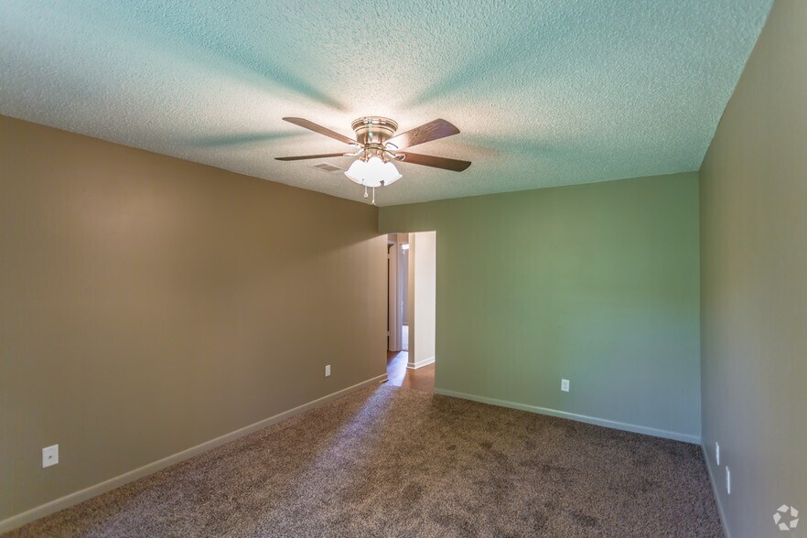 More Photos Of 225 Keightly Dr, Little Rock Apartments For Sale