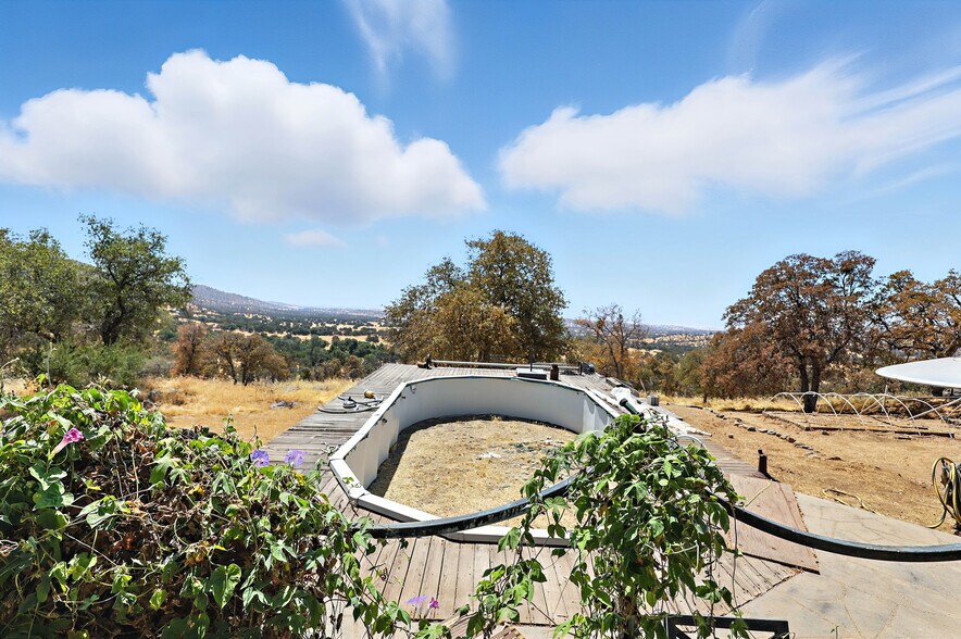 More Photos Of 3013 Trower rd, Catheys Valley Land For Sale