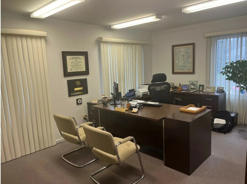 More Photos Of 2608 Mountain Rd, Pasadena Storefront Retail Office For Lease