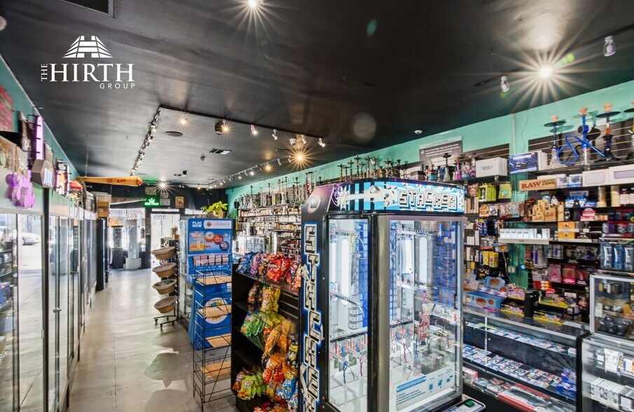 More Photos Of 1612-1616 N Cahuenga Blvd, Hollywood Restaurant For Sale