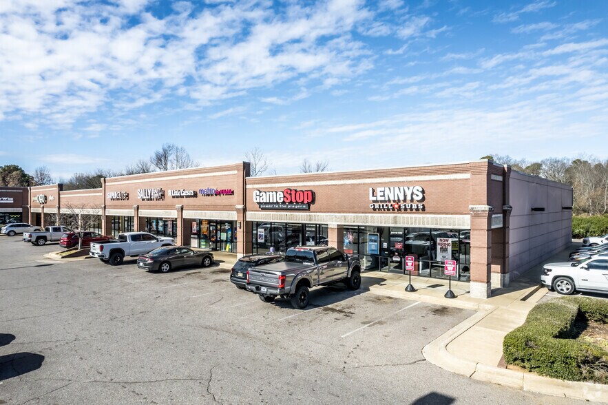 More Photos Of 8110 Camp Creek Rd, Olive Branch Storefront For Lease