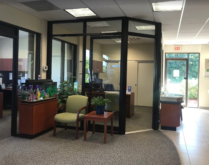 More Photos Of 71 Boston Post East Rd E, Marlborough Freestanding For Lease