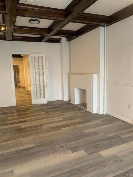 More Photos Of 1119 W Hamilton St, Allentown Office Residential For Lease