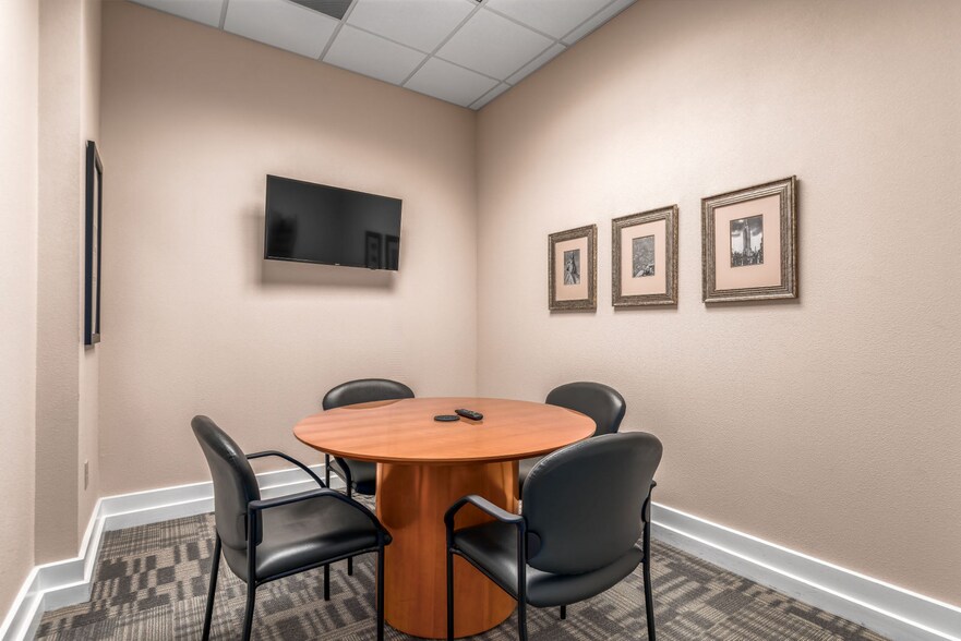 More Photos Of 280 S Ronald Reagan Blvd, Longwood Medical For Sale