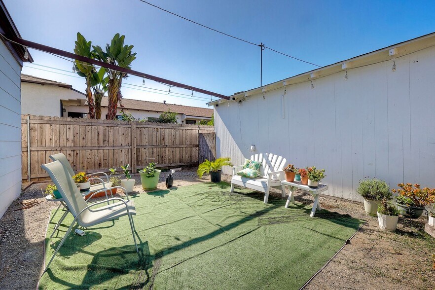 More Photos Of 4918 Del Monte Ave, San Diego Multifamily For Sale