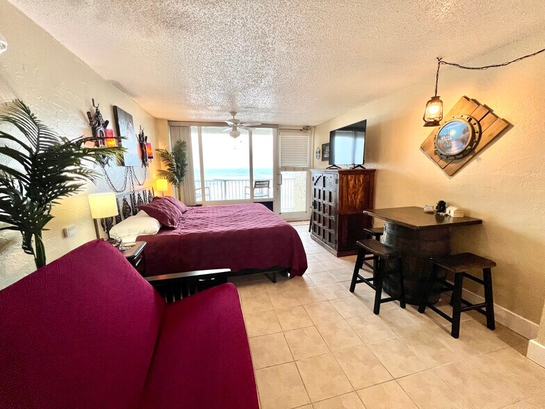 More Photos Of , Daytona Beach Unknown For Sale