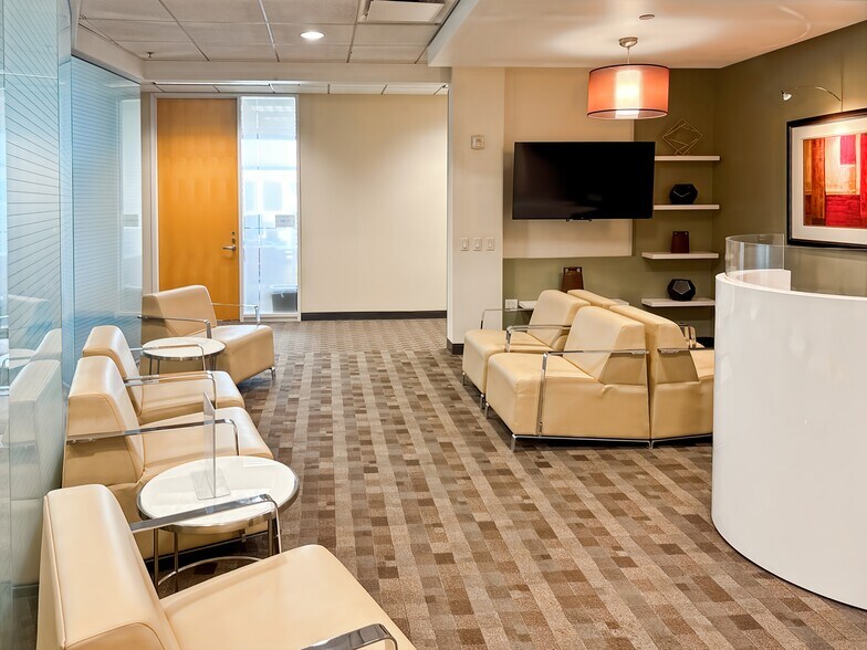 More Photos Of 4600 S Syracuse St, Denver Coworking Space