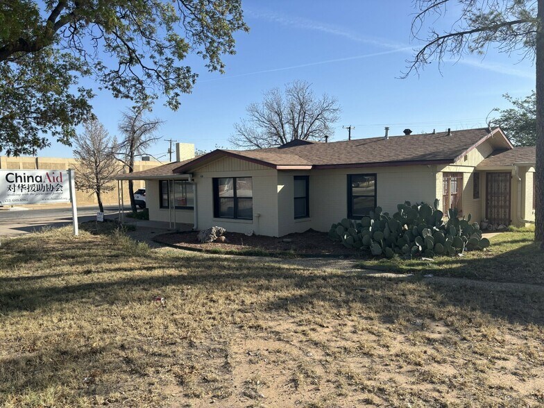 Primary Photo Of 1608 N Big Spring St, Midland Office For Sale