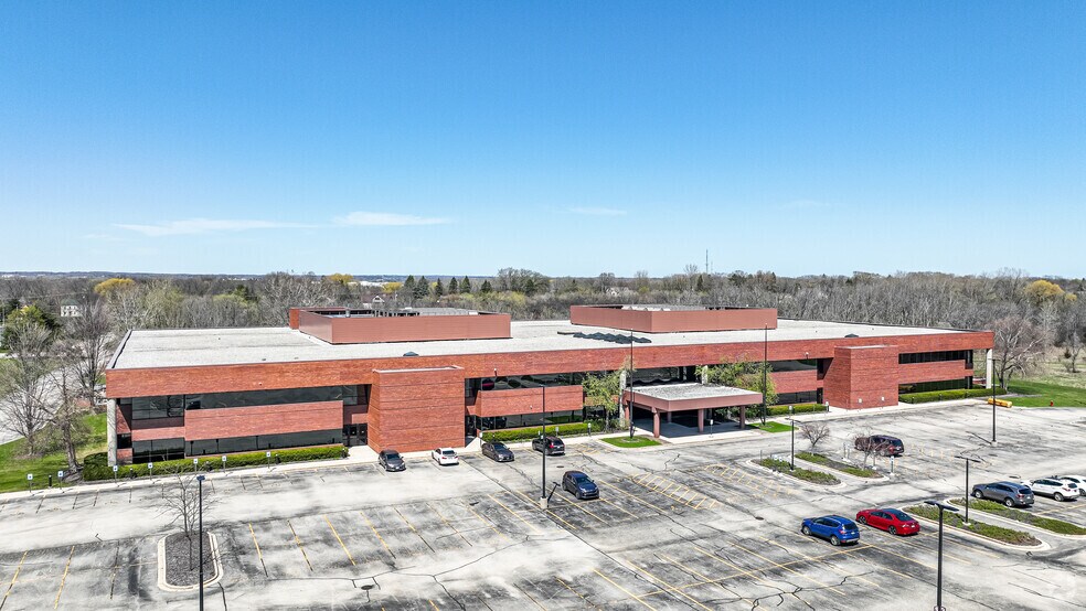 More Photos Of 11000 W Lake Park Dr, Milwaukee Office For Sale