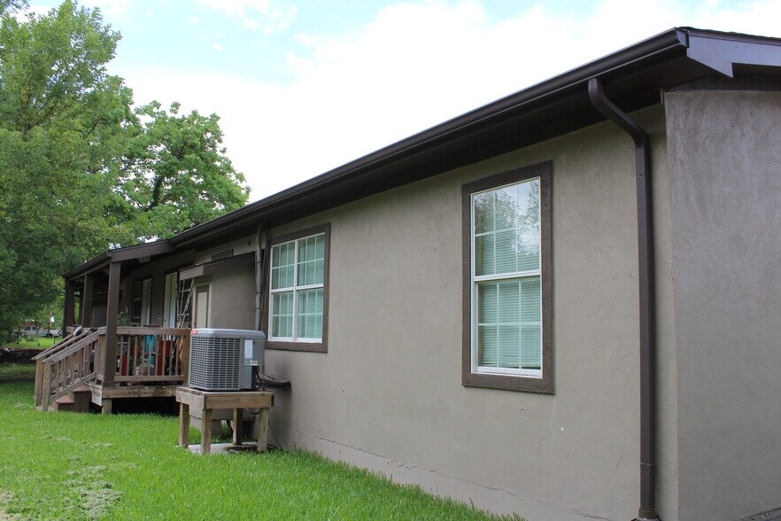 More Photos Of 706 Harris Ave, Pasadena Apartments For Sale