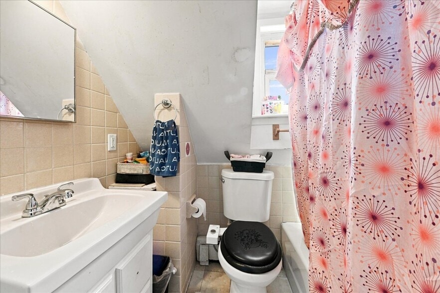 More Photos Of 786 Mile Square Rd, Yonkers Multifamily For Sale