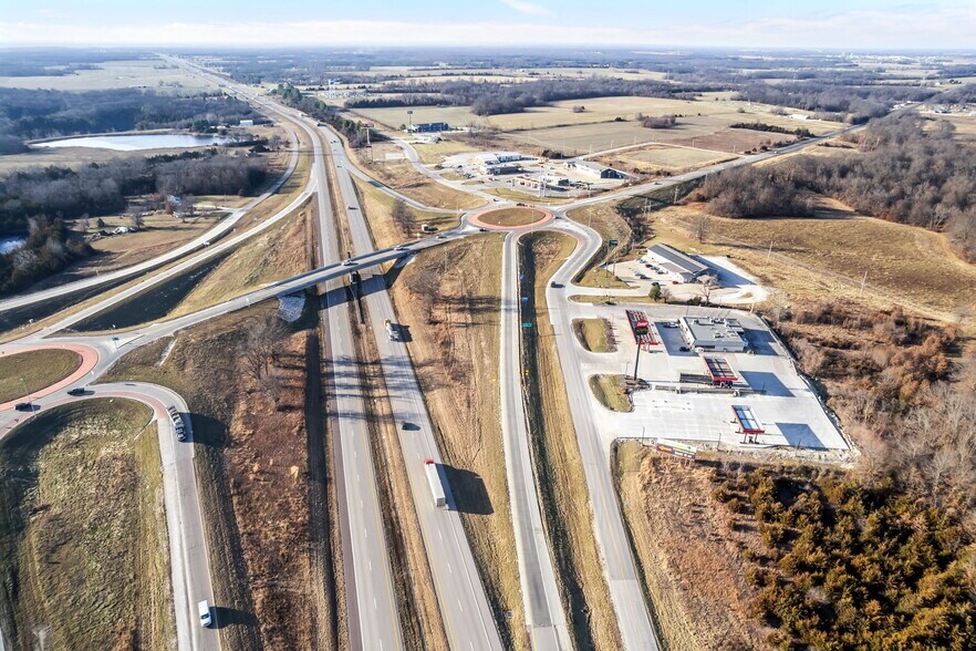 More Photos Of 1 Proactive Dr, New Florence Hotel For Sale