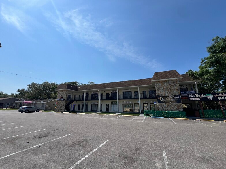 More Photos Of 4819 E Busch Blvd, Tampa General Retail For Sale