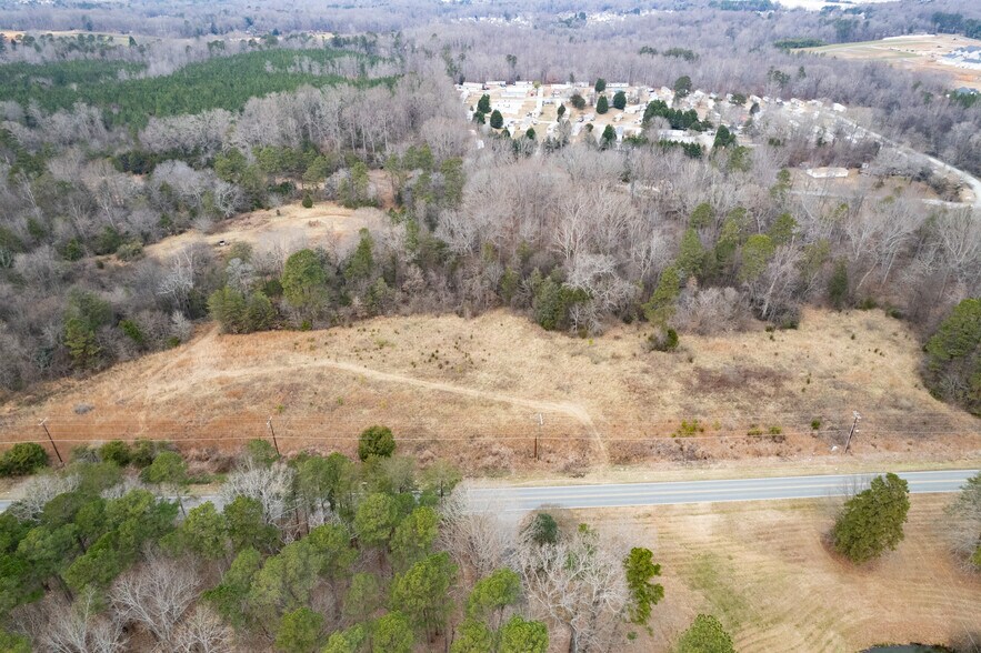 More Photos Of 968 Monroe Holt Road, Graham Land For Sale