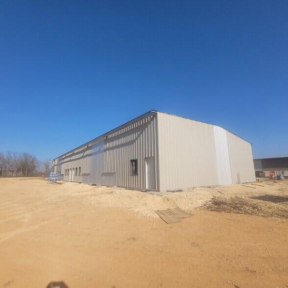 More Photos Of 161 Weldon Johnson Way, Kyle Industrial For Lease