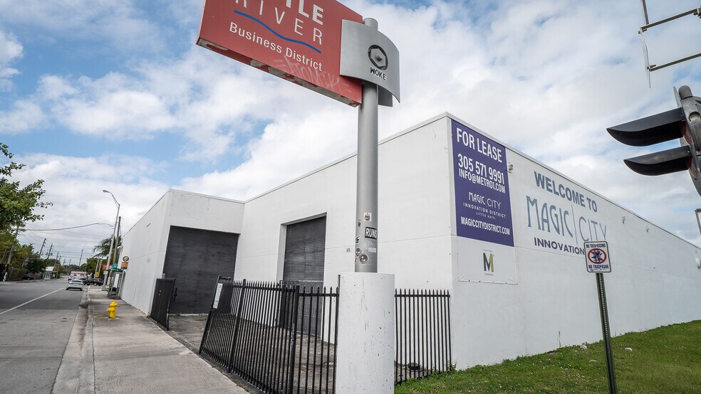More Photos Of 415 NE 62nd St, Miami Warehouse For Lease