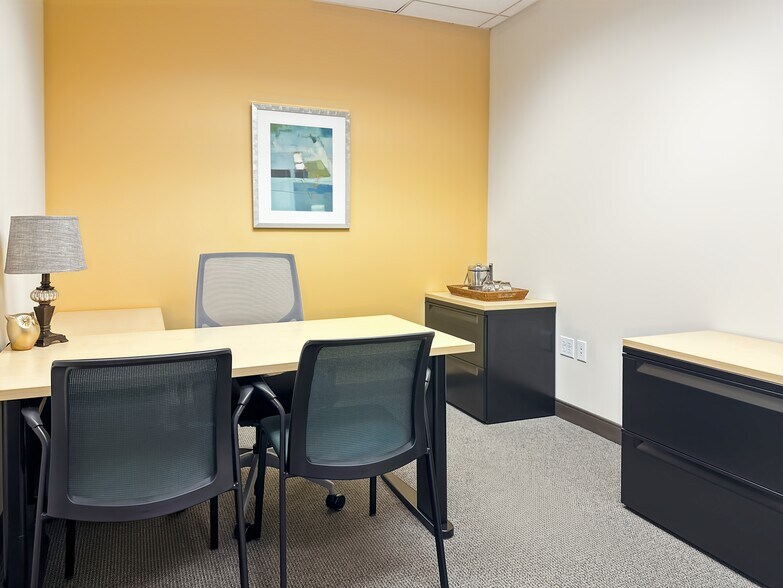 More Photos Of 250 Monroe Ave NW, Grand Rapids Coworking Space