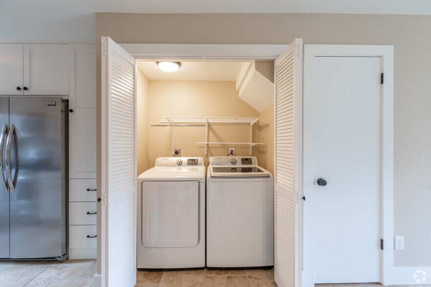 More Photos Of 8800-8888 Kempwood Dr, Houston Apartments For Sale