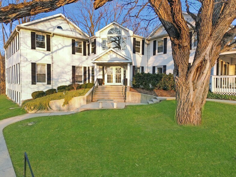 More Photos Of 4320 Spring Creek Rd, Rockford Office For Lease