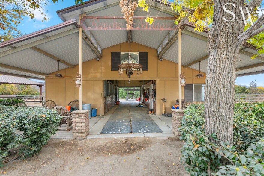 More Photos Of 805 N Sanderson Ave, San Jacinto Specialty For Sale