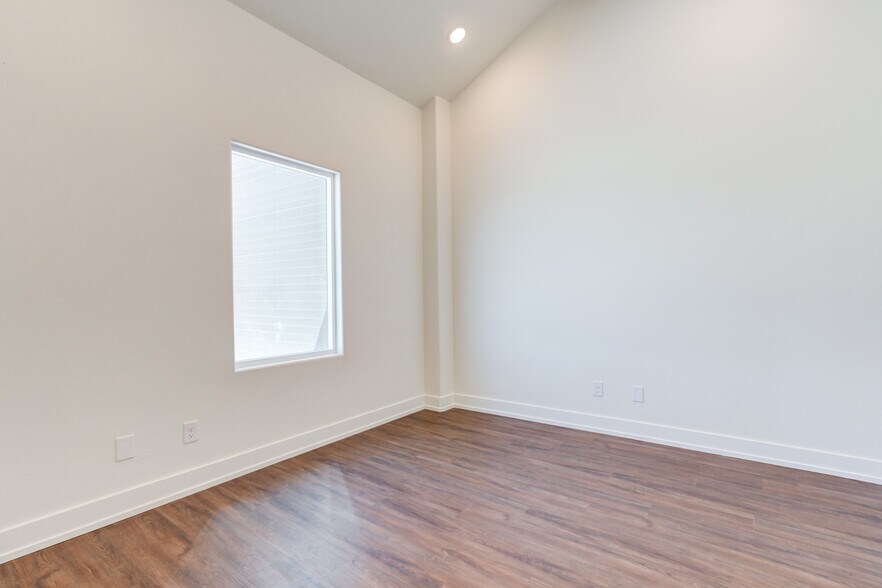 More Photos Of 3913 County Road 1350, Lubbock Industrial For Sale