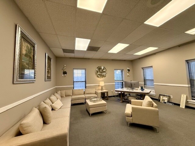 More Photos Of 3569 Habersham At Northlake, Tucker Office Residential For Lease