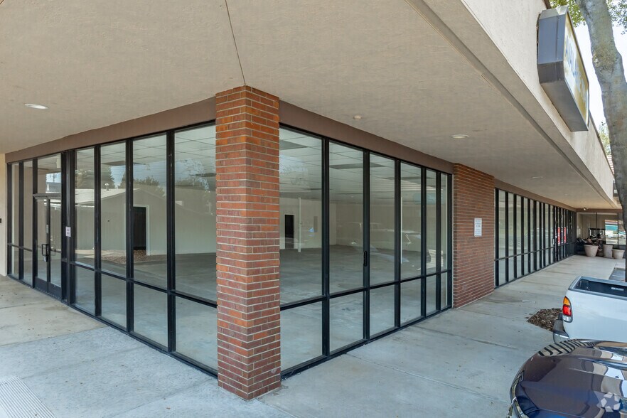 More Photos Of 8800 Greenback Ln, Citrus Heights Unknown For Lease