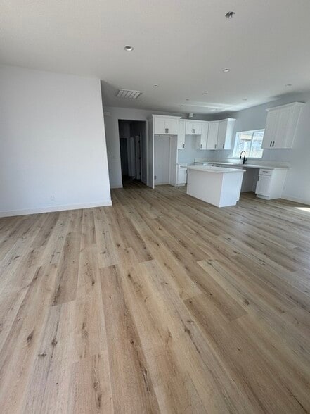 More Photos Of 7242 Valley View St, Buena Park Multifamily For Sale