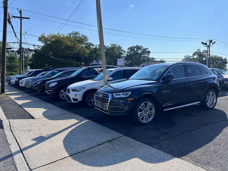 More Photos Of 51 W Sylvania Ave, Neptune City Auto Dealership For Lease
