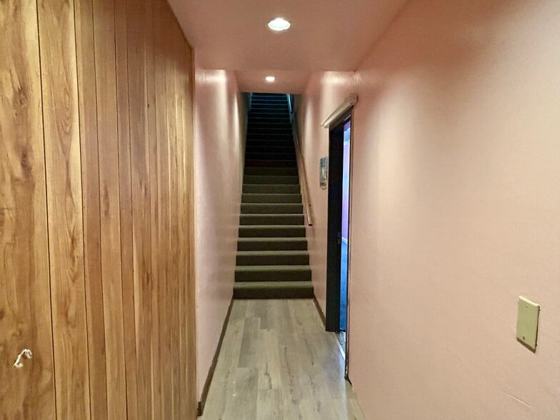 More Photos Of 462 San Mateo Ave, San Bruno Storefront Retail Office For Sale