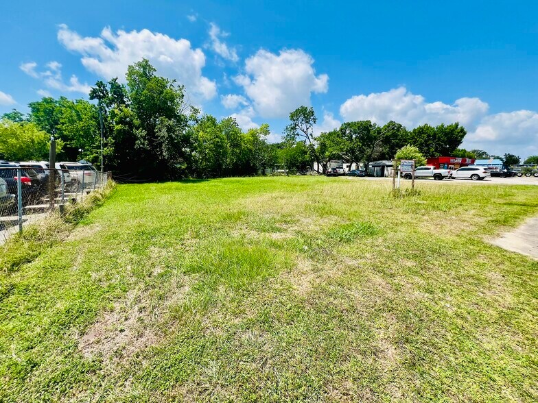 Primary Photo Of 9414 Spencer Hwy, La Porte Land For Sale
