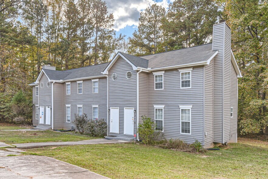 More Photos Of 8537 Pineland Dr, Jonesboro Apartments For Sale