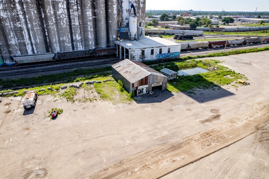 More Photos Of 515 E 21st St N, Wichita Land For Lease