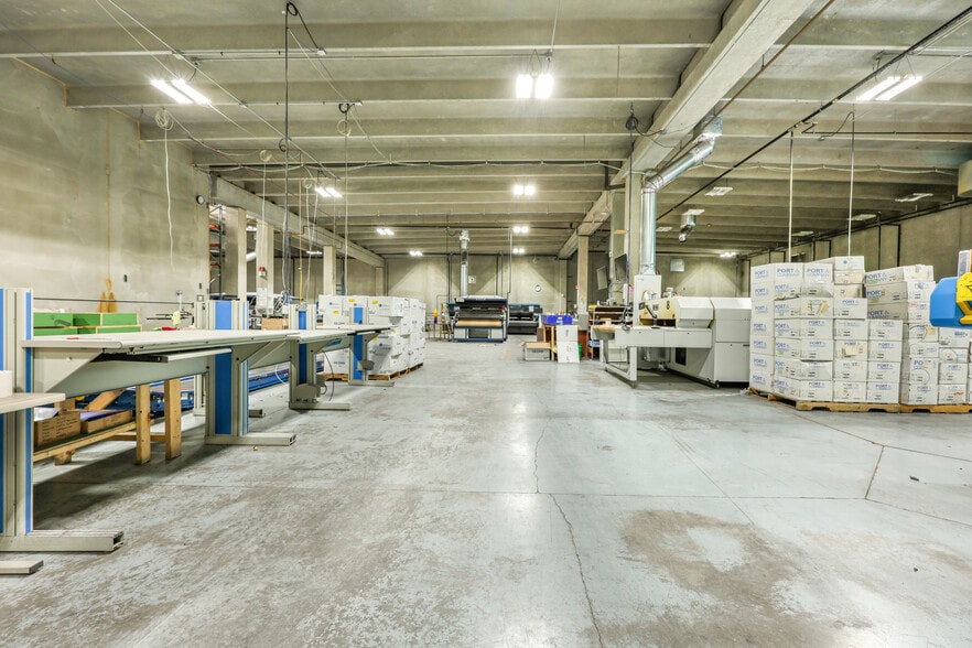 More Photos Of 945 Industrial Dr S, Sauk Rapids Manufacturing For Sale