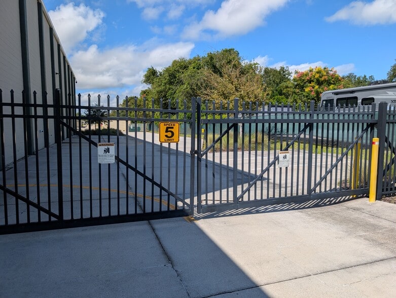 More Photos Of 3855 N US Highway 1, Cocoa Self Storage For Lease
