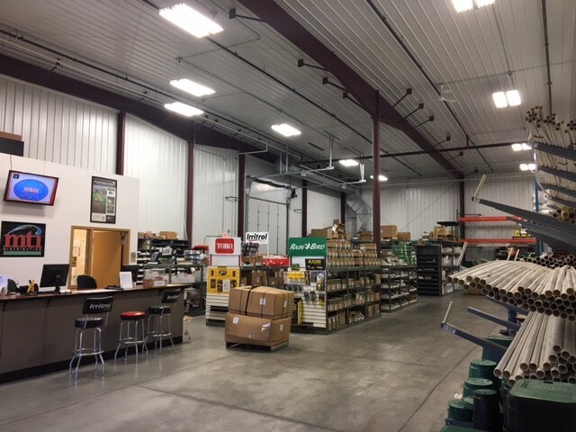 More Photos Of 2131 N 16th St, Fargo Light Distribution For Lease