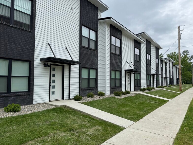 More Photos Of 1835 E Home Rd, Springfield Apartments For Sale