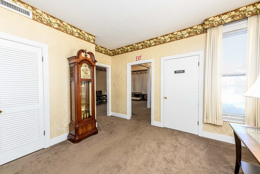 More Photos Of 821 State St, New Haven Multifamily For Sale