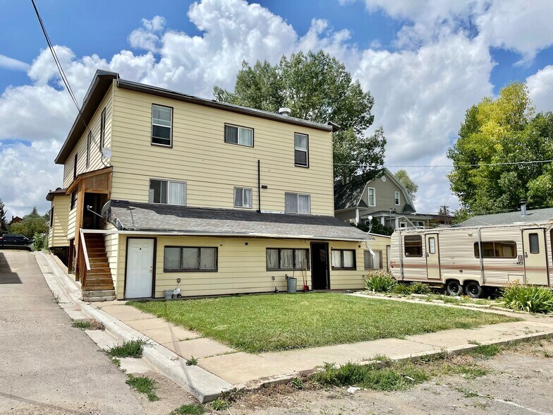 More Photos Of 710 Cedar Ave, Kemmerer Apartments For Sale