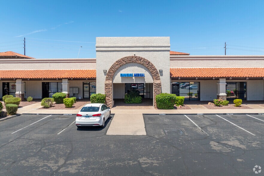 More Photos Of 2815 S Alma School Rd, Mesa Storefront Retail Office For Lease