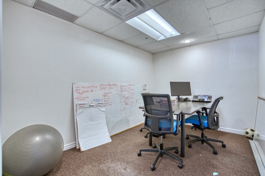 More Photos Of 1505 Pearl St, Boulder Office For Lease