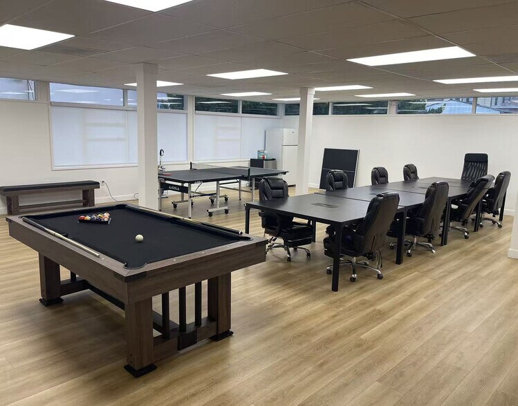 More Photos Of 580-600 N Park Ave, Pomona Office For Sale