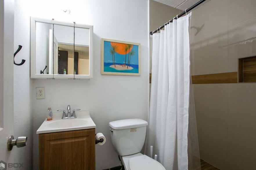 More Photos Of 1769-1791 Blount Rd, Pompano Beach Warehouse For Sale