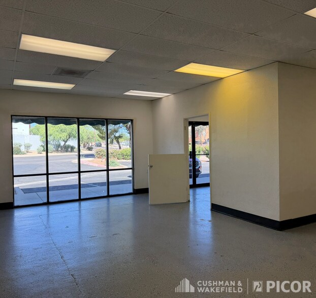 More Photos Of 7941 E Lakeside Pky, Tucson Unknown For Lease