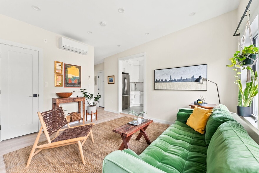 More Photos Of 30 Bergen St, Brooklyn Multifamily For Sale