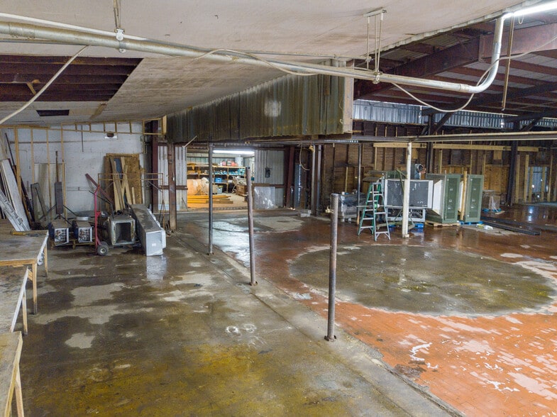 More Photos Of 119 Oldham St, Houston Warehouse For Sale