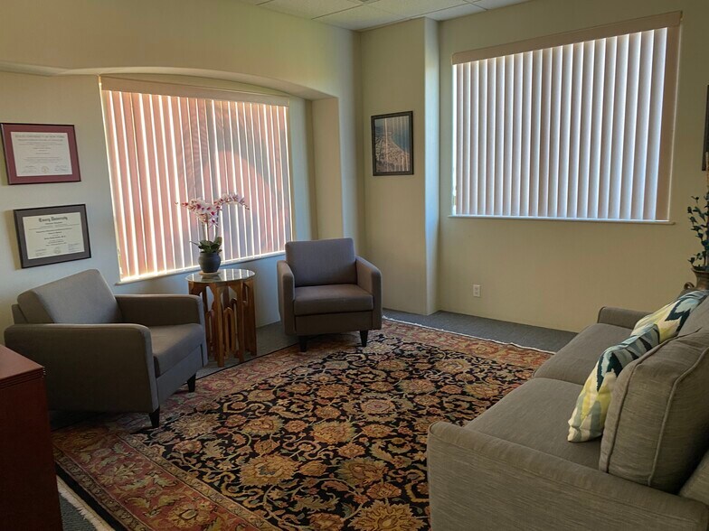More Photos Of 173 Hoohana St, Kahului Office For Lease