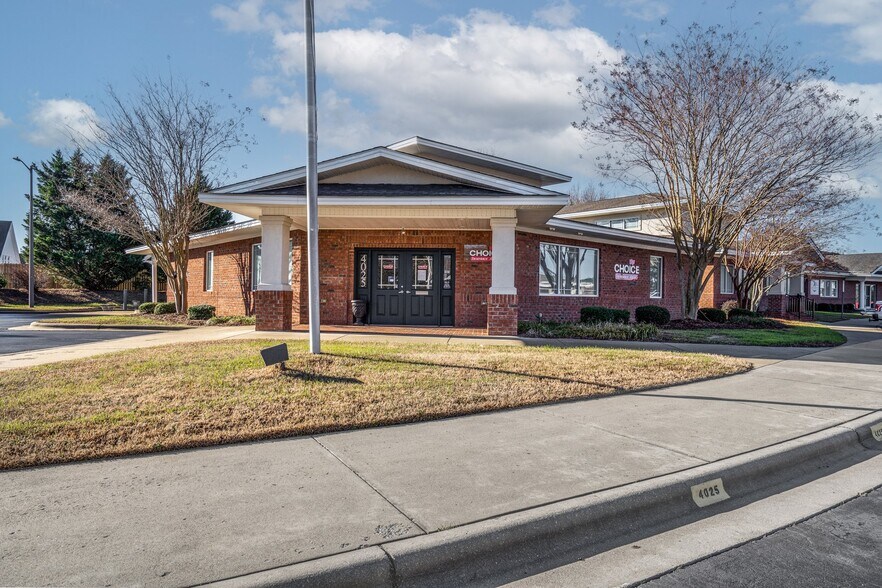 More Photos Of 4025 Capital Dr, Rocky Mount Office For Sale