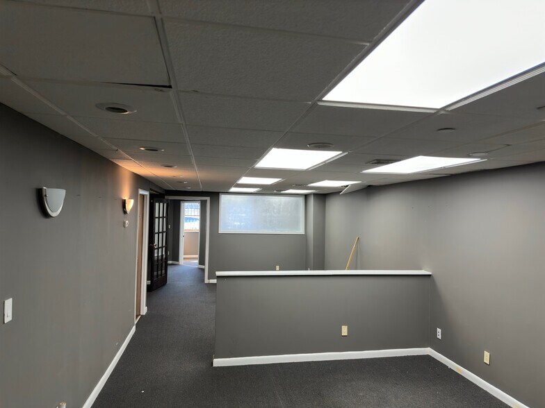 More Photos Of 36-30 37th St, Long Island City Office For Sale