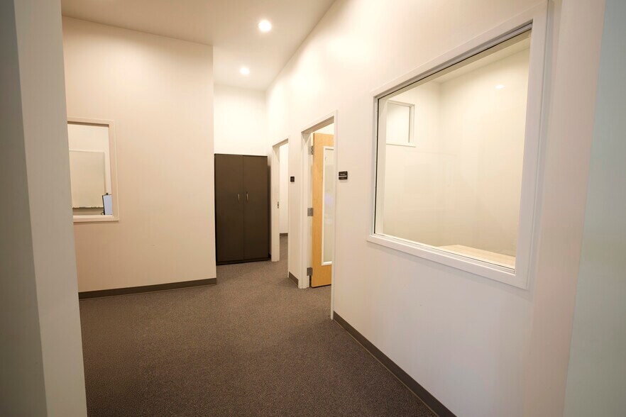 More Photos Of 1376 E 3300 S, Millcreek Coworking Space
